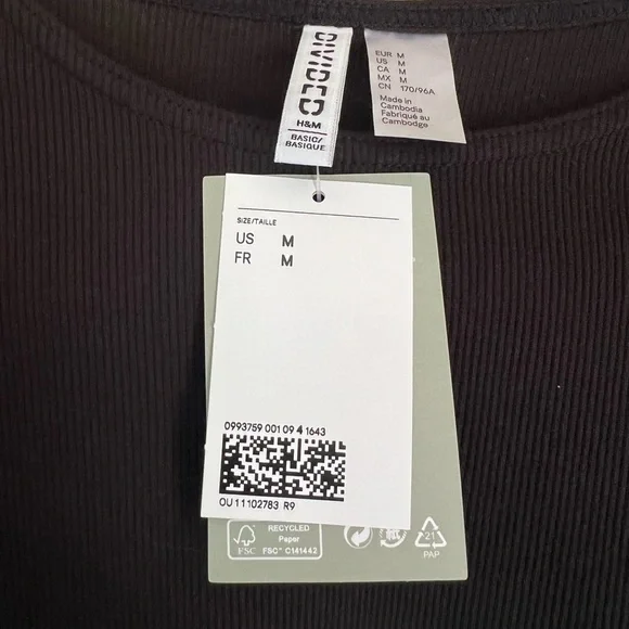 Black crop top - Picture 2 of 2